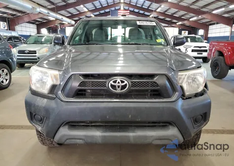 2015 Toyota Tacoma Access Cab z USA, uszkodzony, nr VIN 5TFUX4EN9FX031613